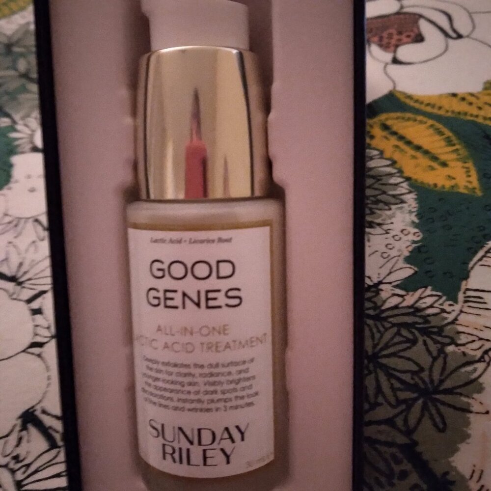 Sunday Riley- Good Genes Lactic Acid Treatment- 1 oz. - New - Picture 2 of 3